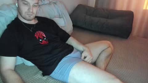 Snapshot of yournomad chatting on 23, 9, 2025 Your Nomad online show from 23, 9, 2025