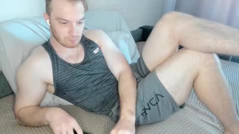 Snapshot of yournomad chatting on 24, 9, 2025 Your Nomad online show from 24, 9, 2025