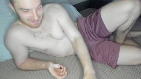 Snapshot of yournomad chatting on 28, 9, 2025 Your Nomad online show from 28, 9, 2025