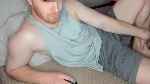 Snapshot of yournomad chatting on 14, 10, 2025 Your Nomad online show from 14, 10, 2025