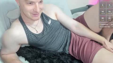 Snapshot of yournomad chatting on 28, 10, 2025 Your Nomad online show from 28, 10, 2025