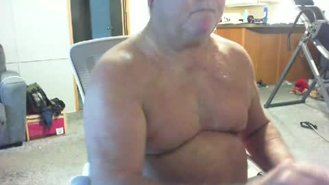 Snapshot of yourpoppi55 chatting on 15, 6, 2026 yourpoppi55 online show from 15, 6, 2026