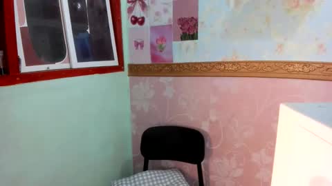 Snapshot of yourprettytrish chatting on 19, 4, 2026 Trish online show from 19, 4, 2026