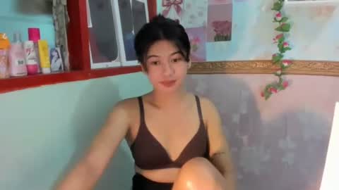 Snapshot of yourprettytrish chatting on 12, 5, 2026 Trish online show from 12, 5, 2026