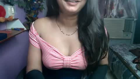 Snapshot of yoursassy_girl chatting on 1, 7, 2026 yoursassy_girl online show from 1, 7, 2026