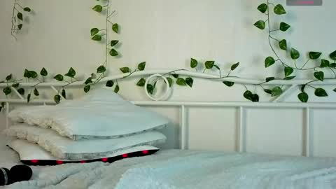 Snapshot of yourscarlettdoll chatting on 7, 5, 2026 Scarlett online show from 7, 5, 2026