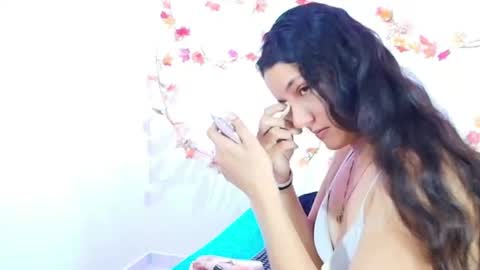Snapshot of yoursexy18lover chatting on 14, 6, 2026 Lina and roberth online show from 14, 6, 2026