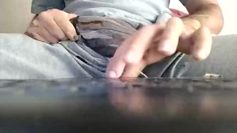 Mark online show from 23, 10, 2025