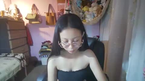 Snapshot of yourshy_cess chatting on 16, 4, 2026 Cess online show from 16, 4, 2026