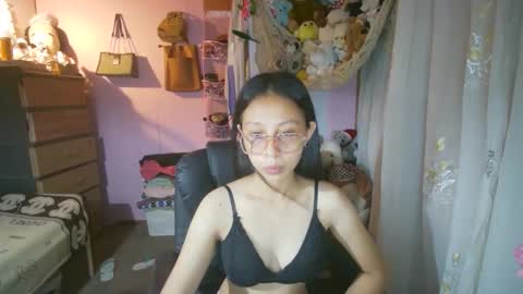 Snapshot of yourshy_cess chatting on 18, 4, 2026 Cess online show from 18, 4, 2026