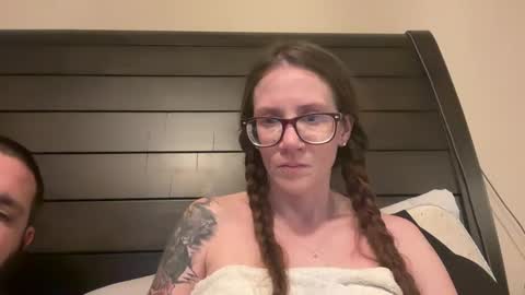 yourstrulylivy online show from 15, 12, 2024