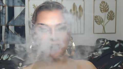 Snapshot of yourtrannyqueenxxx chatting on 21, 5, 2026 Anastacia Grey online show from 21, 5, 2026