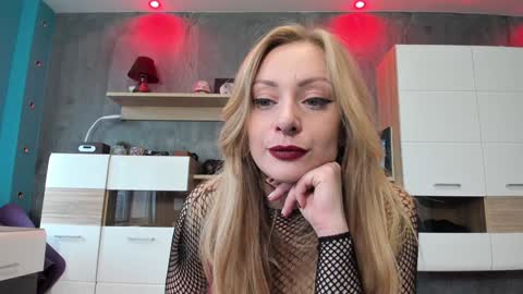 YourVenus00 -Follow my OF online show from 10, 12, 2024