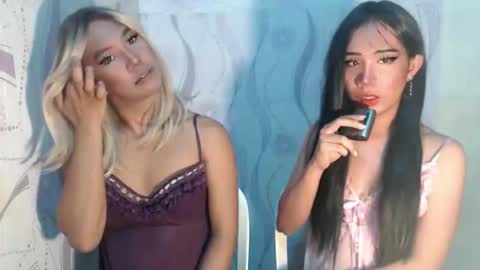 yourwife_material99 online show from 19, 4, 2026