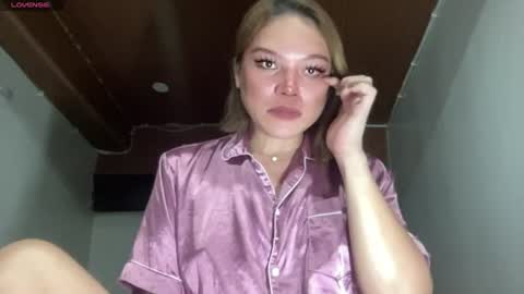 Snapshot of yourwildestdreamgirl chatting on 23, 6, 2026 ANDREA online show from 23, 6, 2026