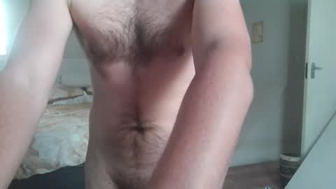 Snapshot of yousaywhen01 chatting on 25, 10, 2025 yousaywhen01 online show from 25, 10, 2025