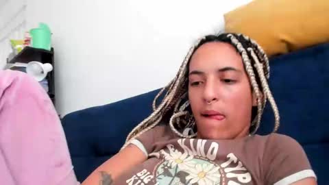 Snapshot of youwishtobeme chatting on 21, 1, 2025 elizabeth ju online show from 21, 1, 2025