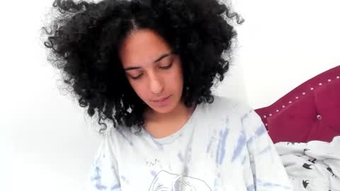 Snapshot of youwishtobeme chatting on 26, 2, 2025 elizabeth ju online show from 26, 2, 2025