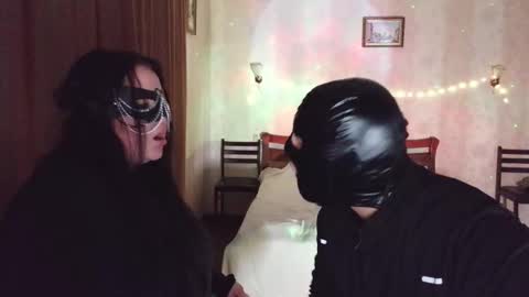 Snapshot of ysnoponytnospasibopriytno_0 chatting on 12, 11, 2025 Marcus and Anna online show from 12, 11, 2025