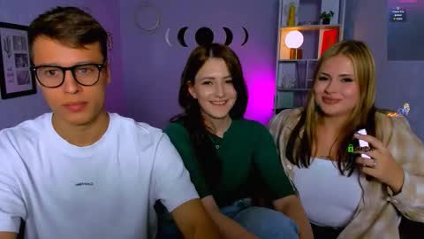 Snapshot of yudji_boy chatting on 12, 9, 2025 yudji_boy online show from 12, 9, 2025