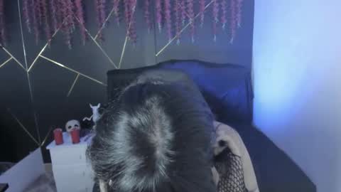 Yue Eclipsa online show from 31, 10, 2025