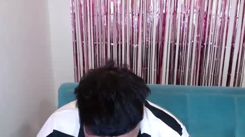 yul and val couple online show from 19, 2, 2026