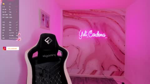 Yuliet online show from 4, 4, 2026