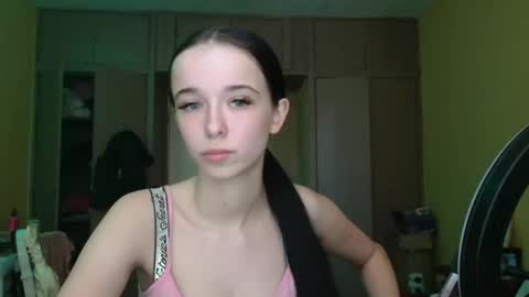 Yuliia online show from 19, 4, 2026