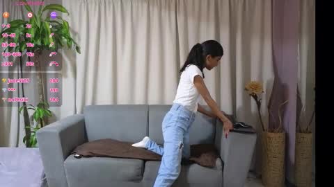 yuliethpetite online show from 2, 3, 2026