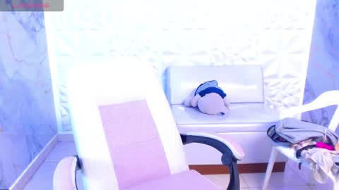 Snowflake online show from 11, 4, 2026