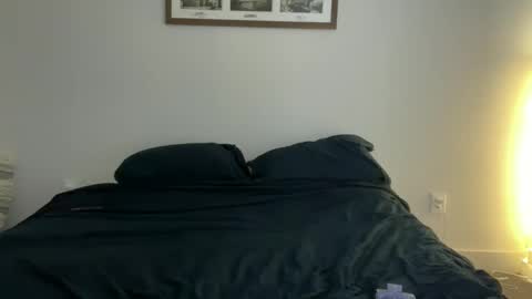 yumiandwolf online show from 7, 2, 2025