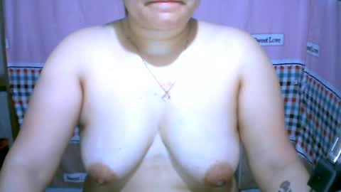 Snapshot of yumie_pussyx chatting on 1, 7, 2026 Yumie online show from 1, 7, 2026