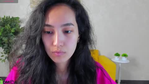 Cindey online show from 11, 4, 2026