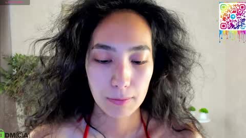 Snapshot of yummy_lamii chatting on 29, 4, 2026 Cindey online show from 29, 4, 2026