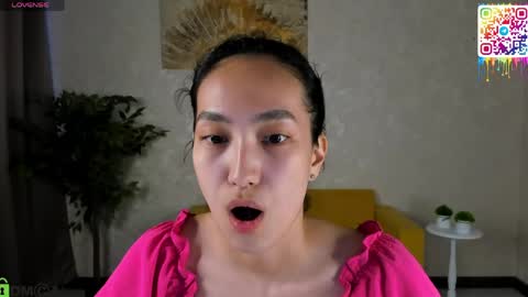 Snapshot of yummy_lamii chatting on 5, 5, 2026 Cindey online show from 5, 5, 2026