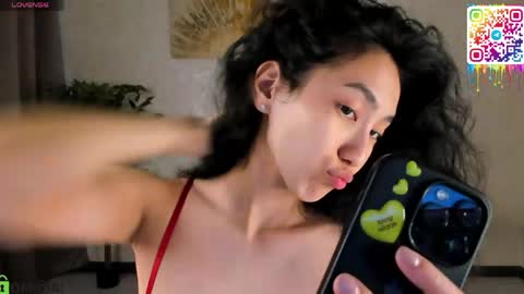 Snapshot of yummy_lamii chatting on 6, 5, 2026 Cindey online show from 6, 5, 2026