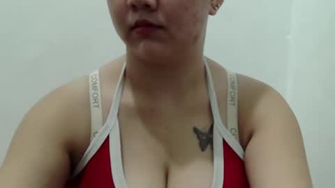 Snapshot of yummy_tits23xx chatting on 20, 5, 2026 yummy_tits23xx online show from 20, 5, 2026