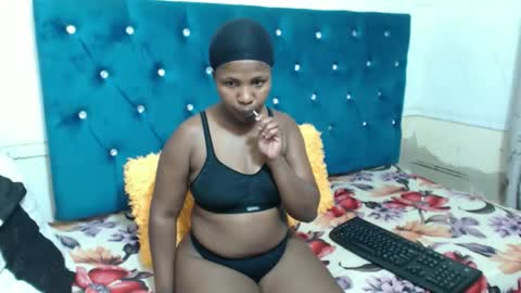 yummybumz online show from 1, 11, 2025