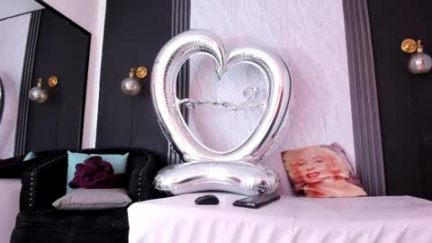 Yummyduo online show from 10, 4, 2026