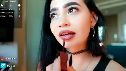 Snapshot of yuna_leen chatting on 26, 7, 2026 yuna_leen online show from 26, 7, 2026