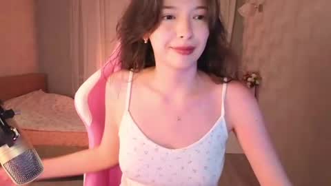 Snapshot of yuna_sunshy chatting on 20, 6, 2026 Yuna online show from 20, 6, 2026