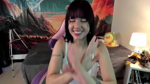 Snapshot of yunablack chatting on 5, 6, 2026 Yuna online show from 5, 6, 2026