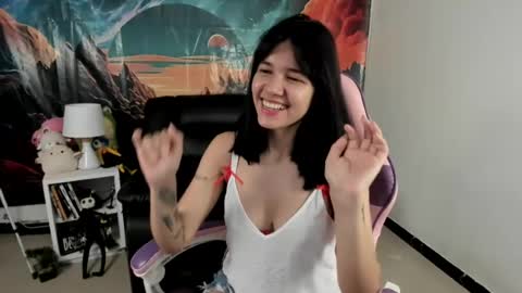 Snapshot of yunablack chatting on 14, 7, 2026 Yuna online show from 14, 7, 2026