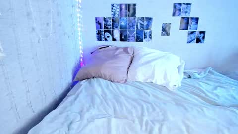 Yuna online show from 13, 9, 2025