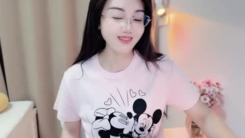 Snapshot of yuner0715 chatting on 23, 6, 2026 YunEr online show from 23, 6, 2026