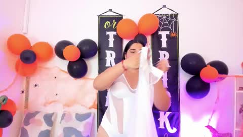 Yunna online show from 31, 10, 2025