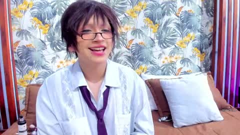 Yuri Kay online show from 10, 4, 2026