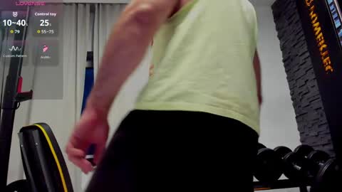 Snapshot of yy_david_yy chatting on 22, 5, 2026 David online show from 22, 5, 2026