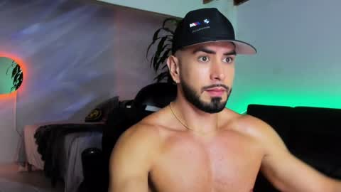 Snapshot of zac_levis chatting on 25, 12, 2024 Zac Jhordan online show from 25, 12, 2024