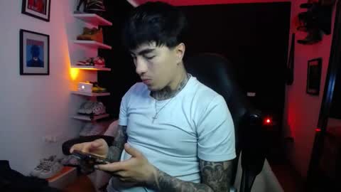 zac_muller1 online show from 8, 10, 2025